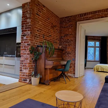 Riverside Retreat On Parkowa Apartment