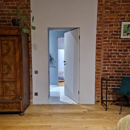 Riverside Retreat On Parkowa Apartment *